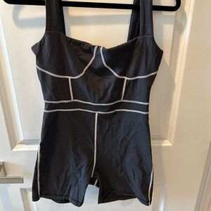 WeWoreWhat Bodysuit Leotard Romper Silhouette Color: Navy
